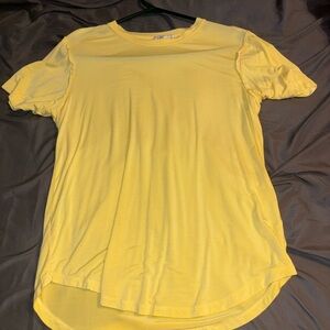 Women’s buckle tshirt